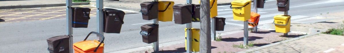 Cubos recogida puerta a puerta en Vilablareix
