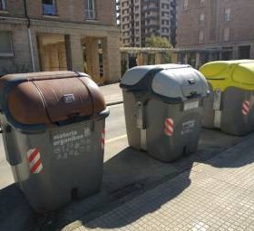 Contenedores cerrados en Beasain
