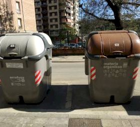 Contenedores cerrados en Beasain