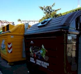 Contenedor de orgánica cerrado en Hondarribia