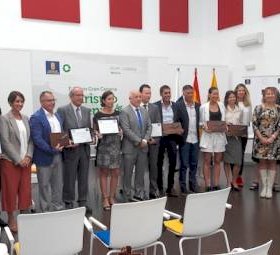 Entrega de un certificado