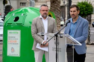 Presentación del programa de reciclaje por el alcalde de Valencia.