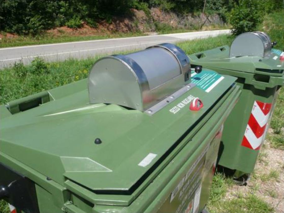 Contenedor fracción resta en Italia